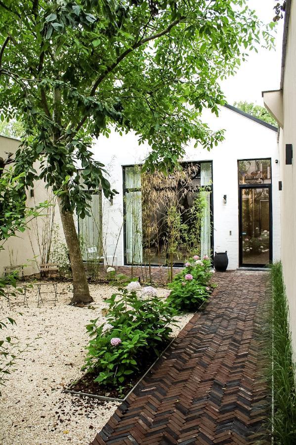 Oscar Hotel Gent Bagian luar foto